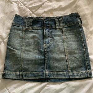 Hollister size 0 vintage wash skirt